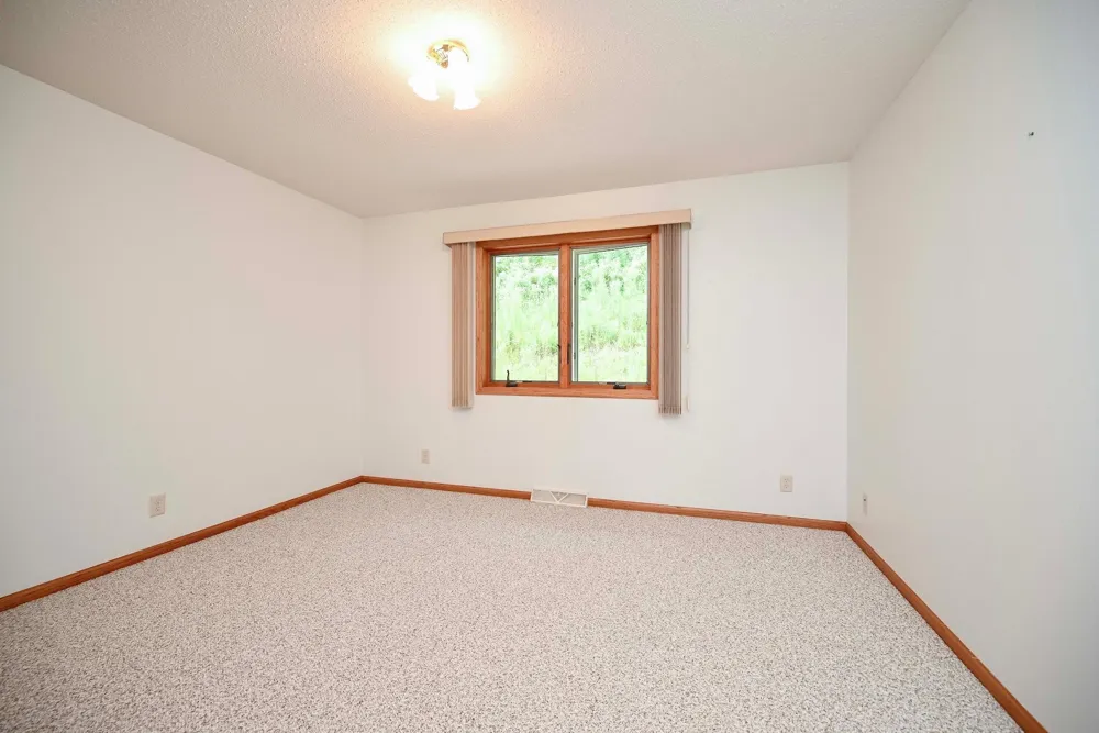 68 Whispering Avenue Winona, MN 55987