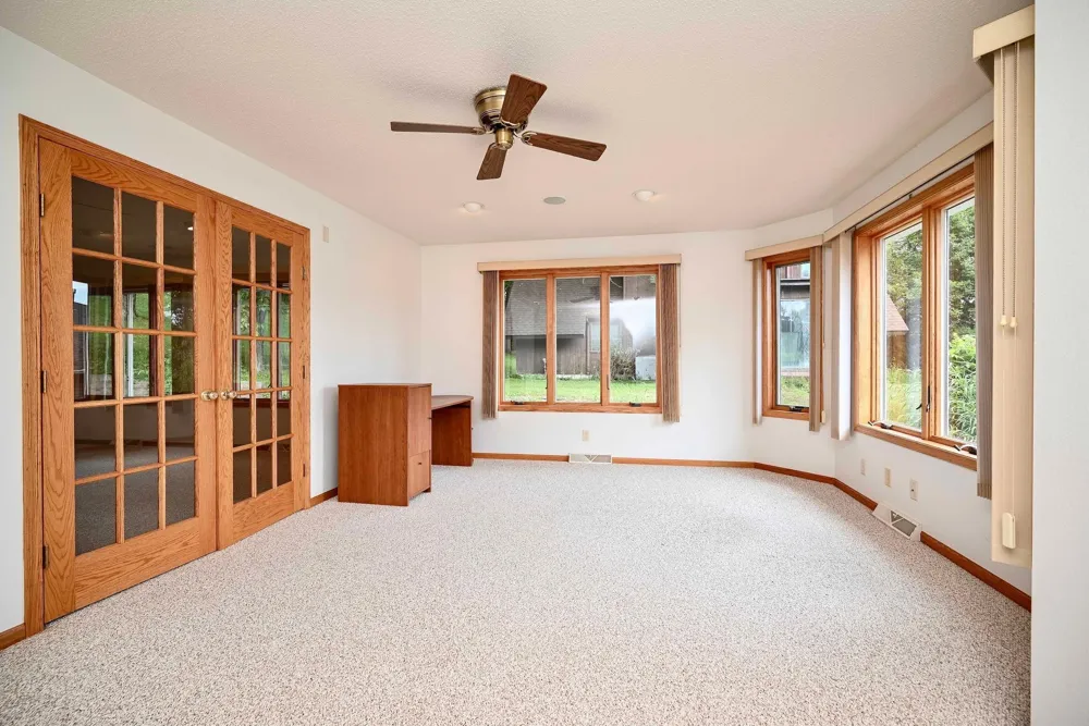68 Whispering Avenue Winona, MN 55987