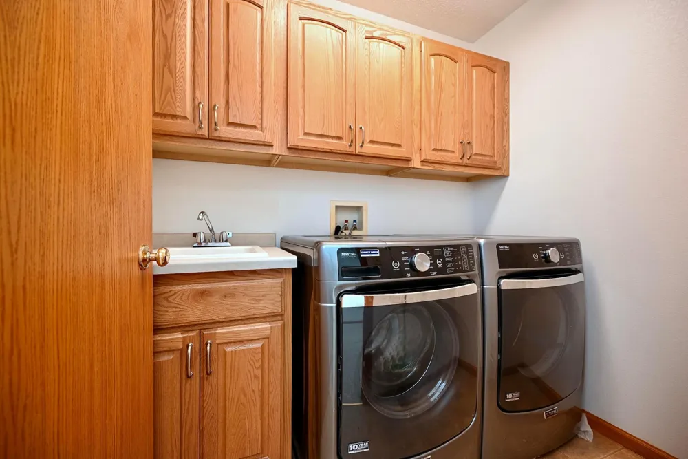 68 Whispering Avenue Winona, MN 55987