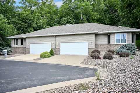 68 Whispering Avenue