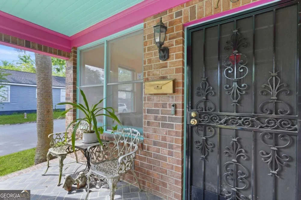 702 E 32Nd ST Savannah, GA 31401