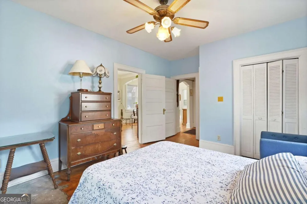 702 E 32Nd ST Savannah, GA 31401