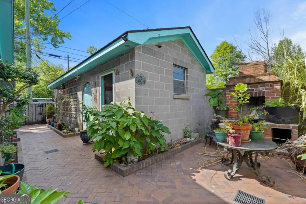 702 E 32Nd ST Savannah, GA 31401