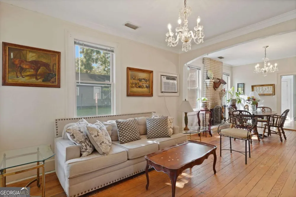 702 E 32Nd ST Savannah, GA 31401