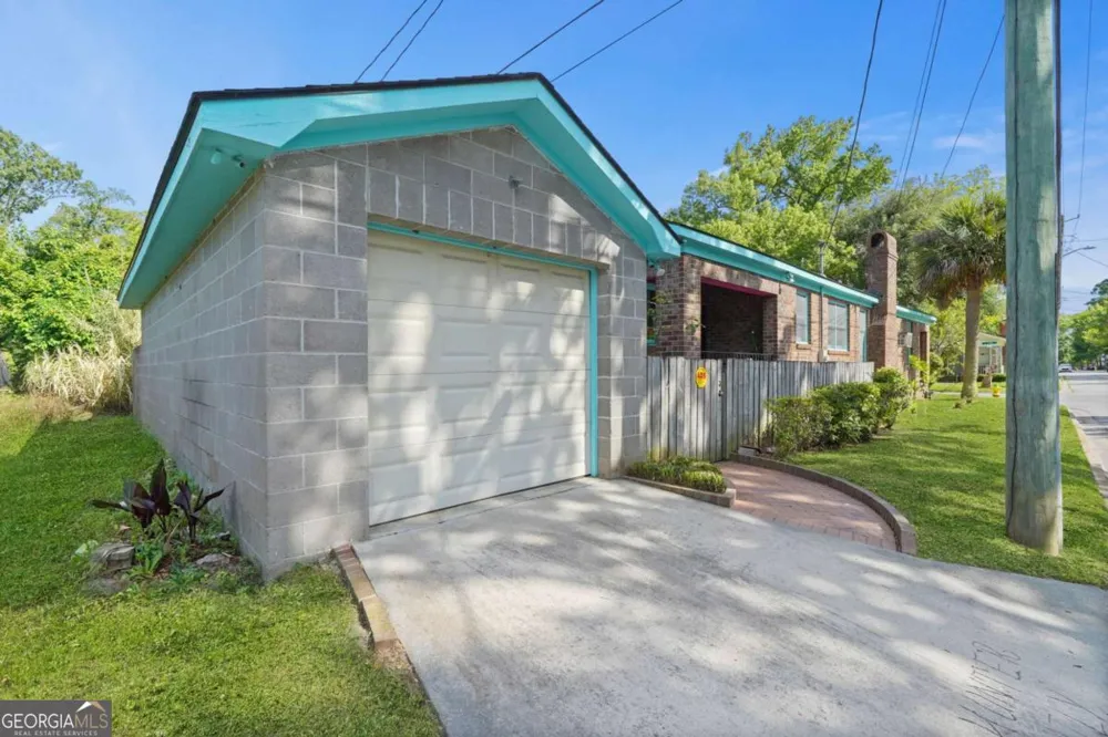 702 E 32Nd ST Savannah, GA 31401