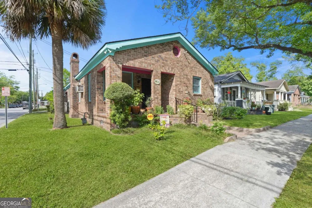 702 E 32Nd ST Savannah, GA 31401