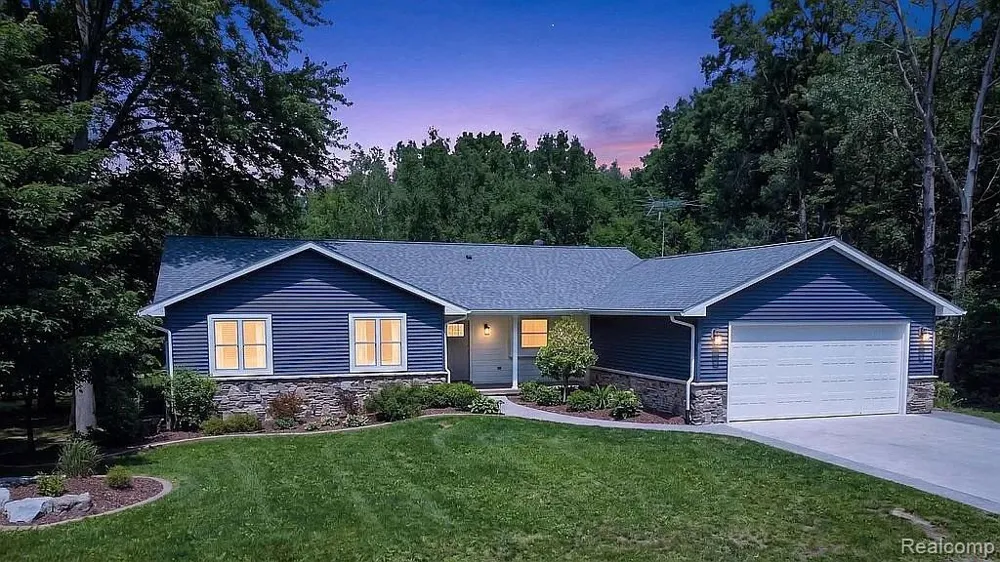 1555 Thompson Road Verona Township, MI 48413
