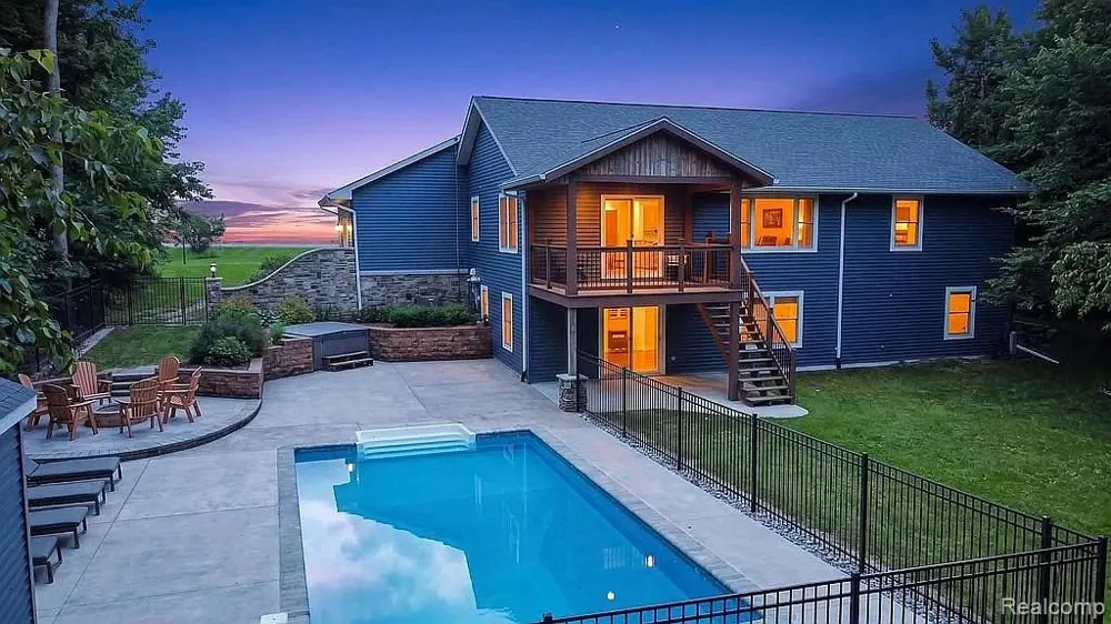 1555 Thompson Road Verona Township, MI 48413