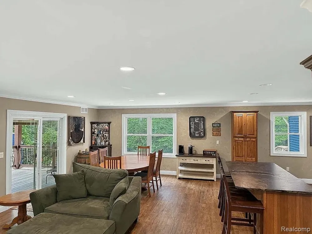 1555 Thompson Road Verona Township, MI 48413