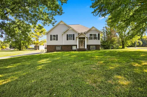 2408 Lakeshore Dr
