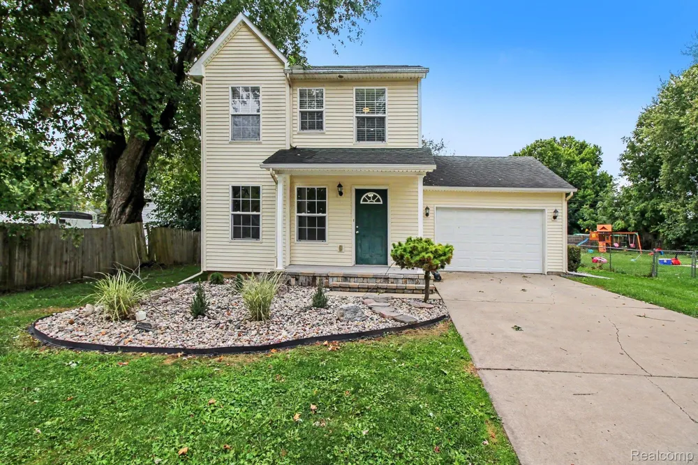 212 S Clark Street Webberville Village, MI 48892