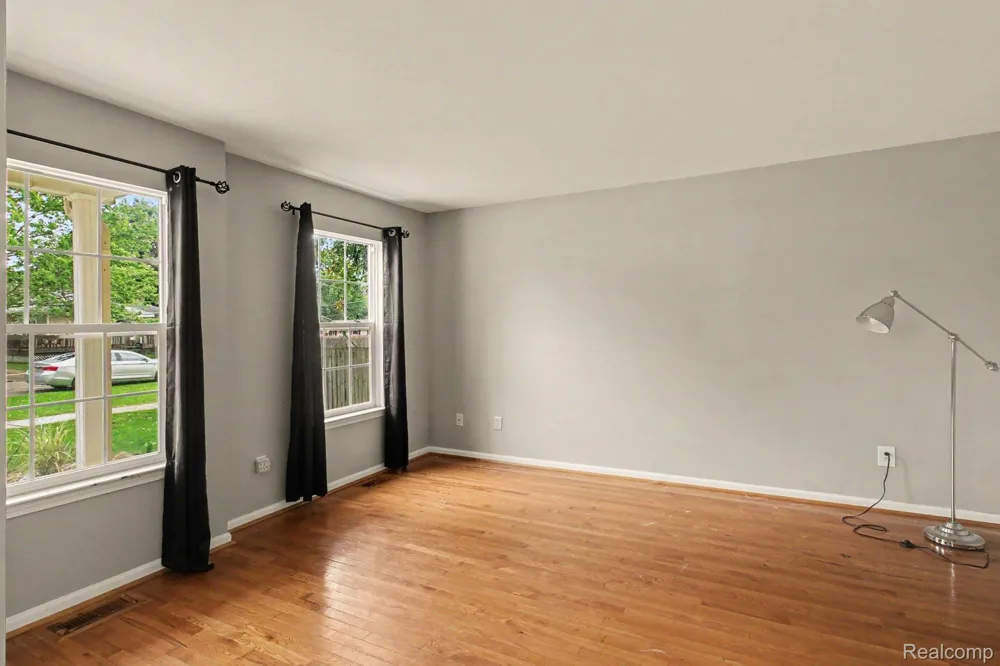 212 S Clark Street Webberville Village, MI 48892