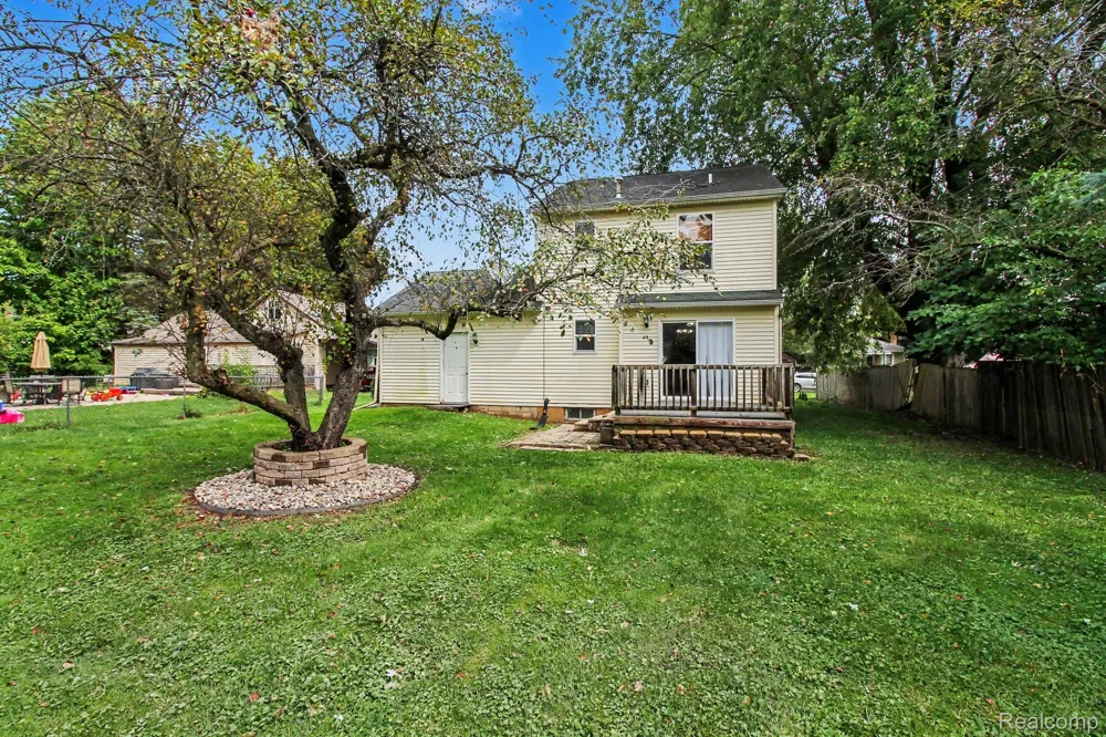212 S Clark Street Webberville Village, MI 48892