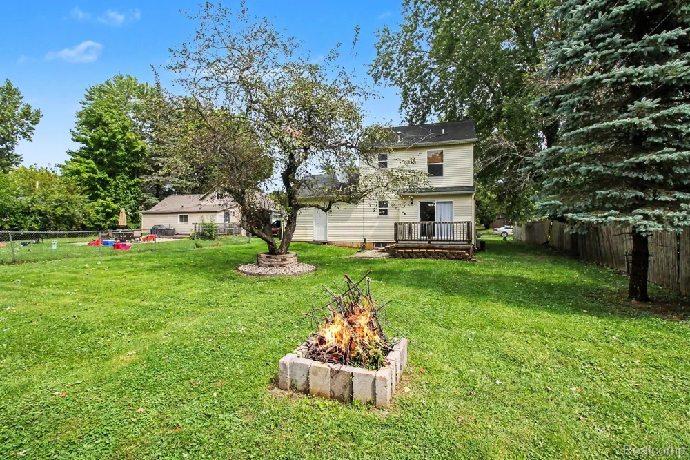 212 S Clark Street Webberville Village, MI 48892