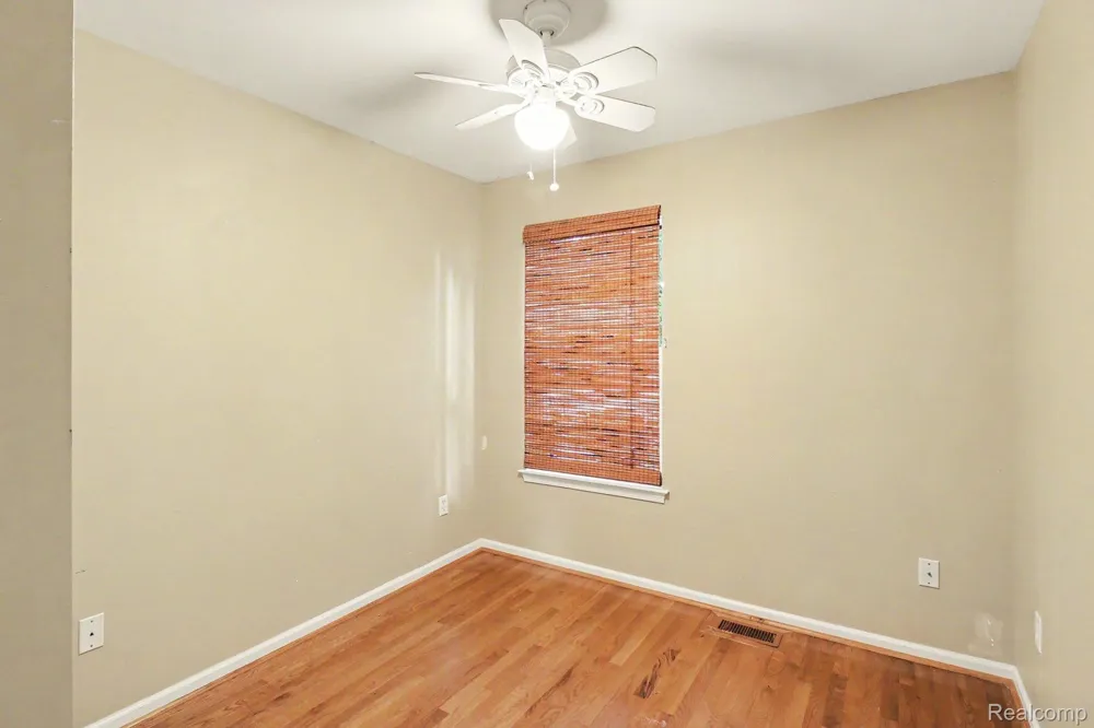 212 S Clark Street Webberville Village, MI 48892