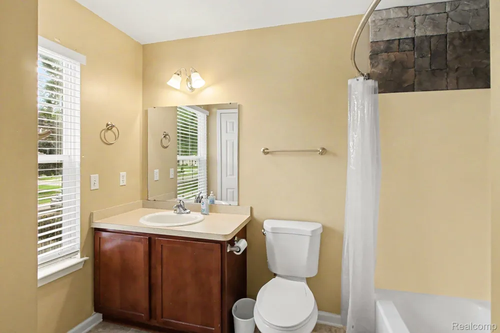 212 S Clark Street Webberville Village, MI 48892