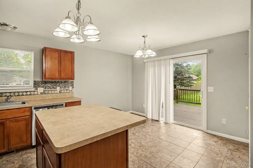 212 S Clark Street Webberville Village, MI 48892