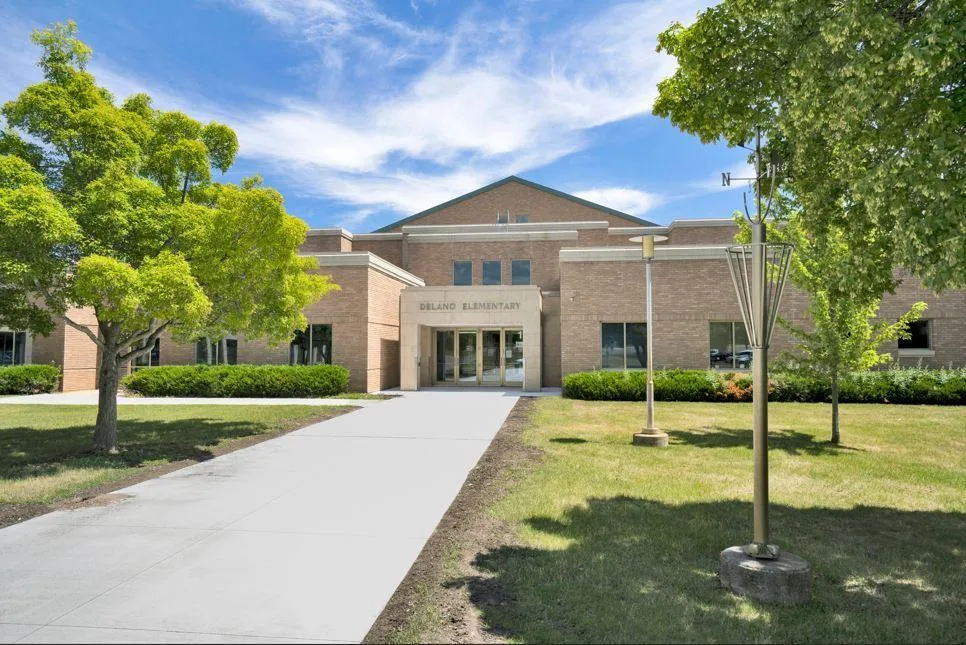 1149 Woods Creek Drive Delano, MN 55328