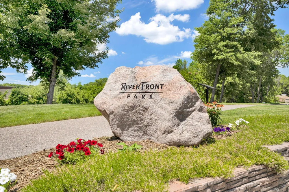 1149 Woods Creek Drive Delano, MN 55328
