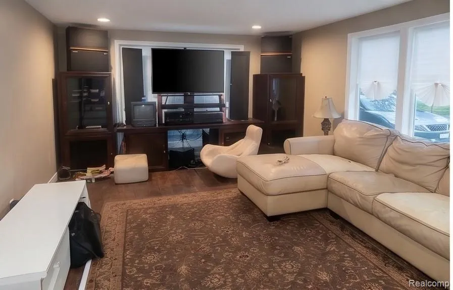 8922 Stone Road Clay Township, MI 48001