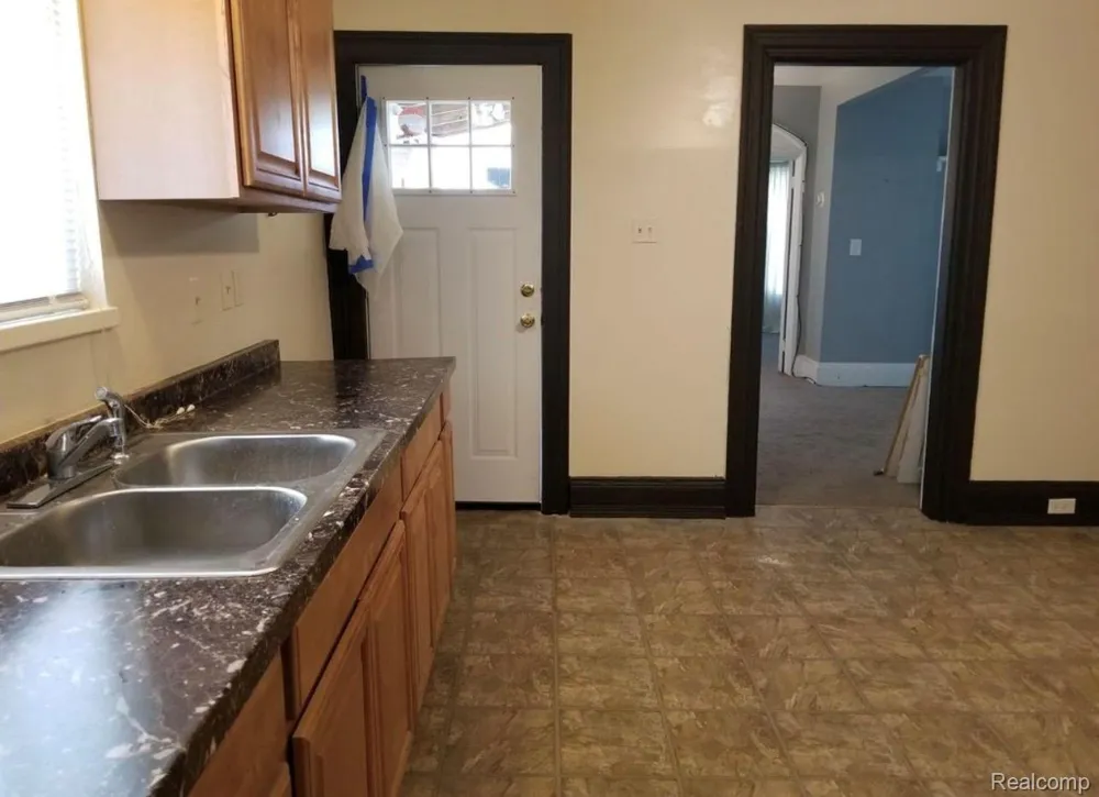 2942 Cochrane Street Detroit City, MI 48216