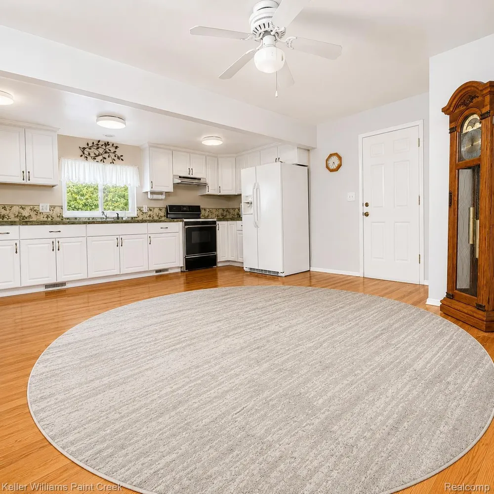 717 Mariday Street Orion Charter Township, MI 48362