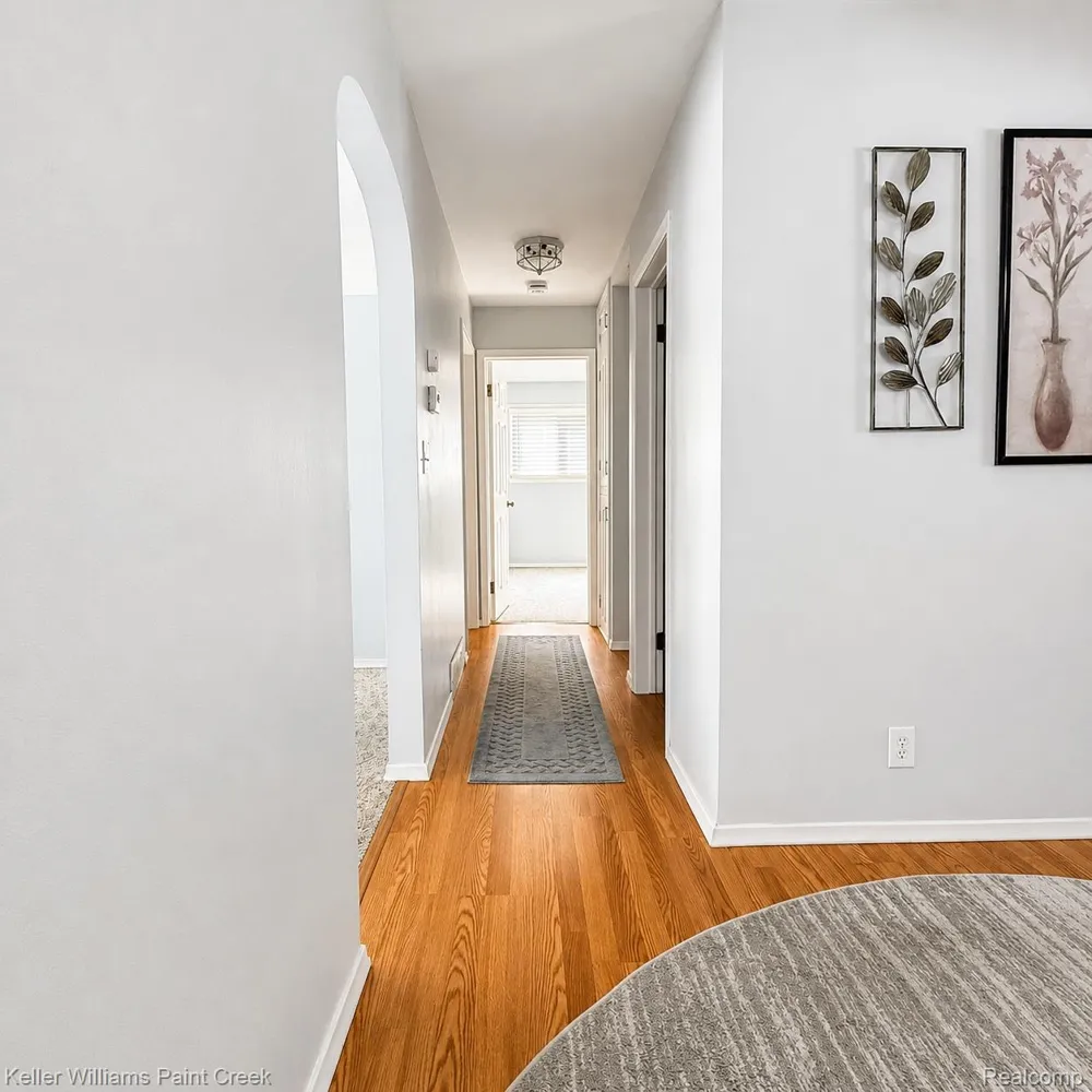 717 Mariday Street Orion Charter Township, MI 48362