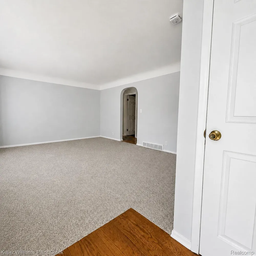 717 Mariday Street Orion Charter Township, MI 48362