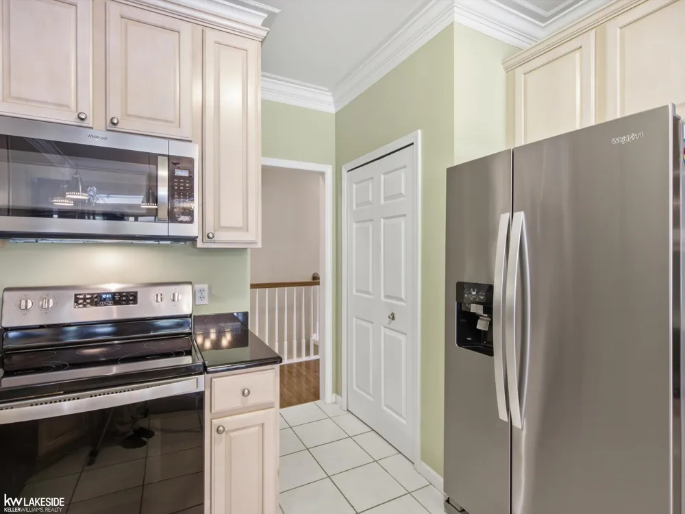 5721 Pinecroft Court Independence Charter Township, MI 48346