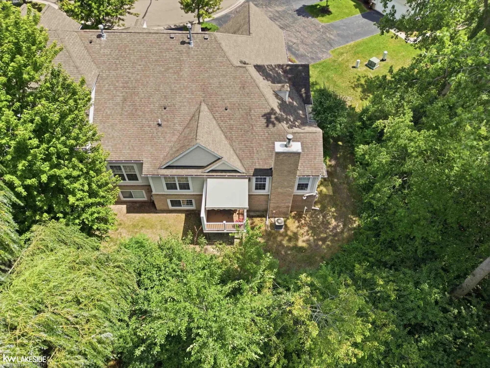 5721 Pinecroft Court Independence Charter Township, MI 48346
