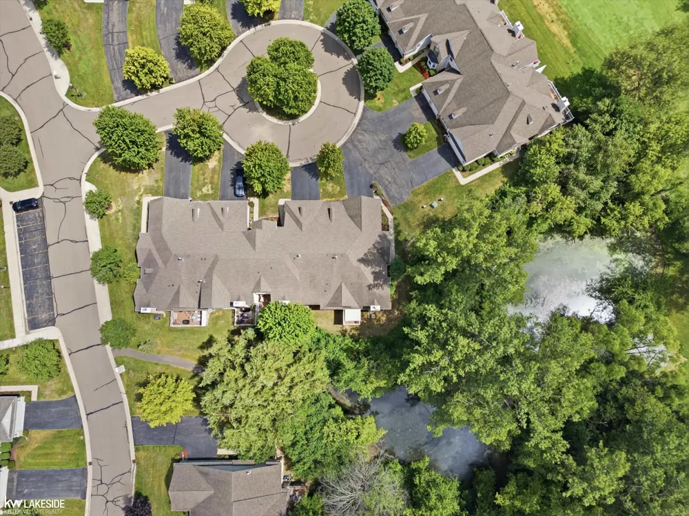 5721 Pinecroft Court Independence Charter Township, MI 48346
