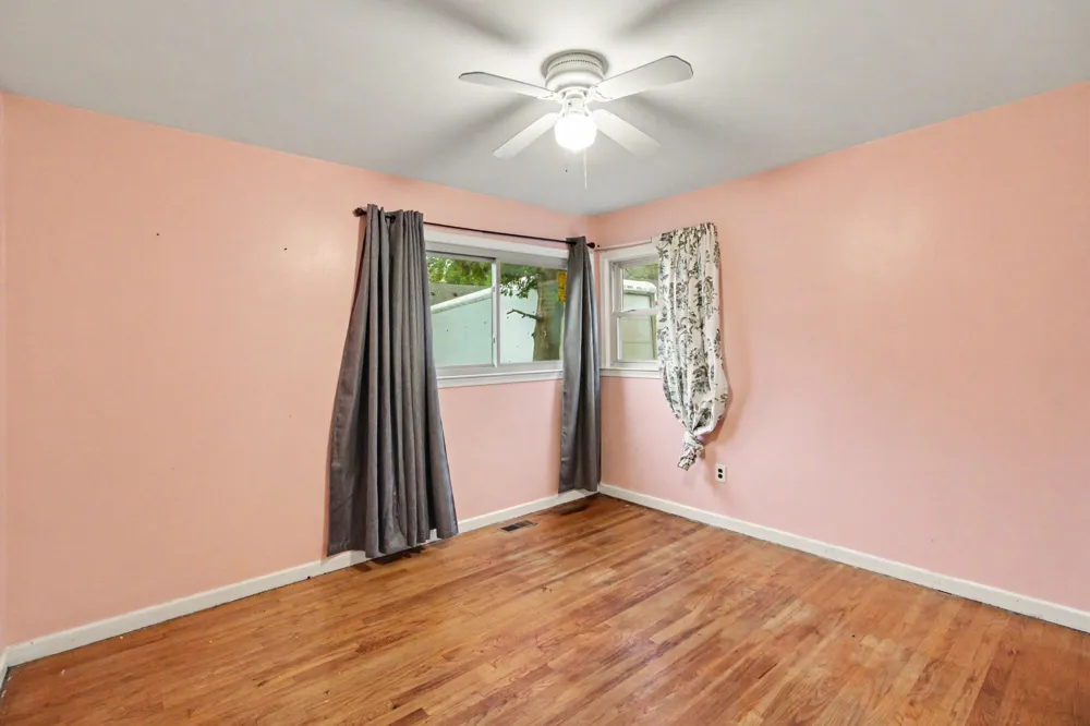 18286 Denby Street Redford Charter Township, MI 48240