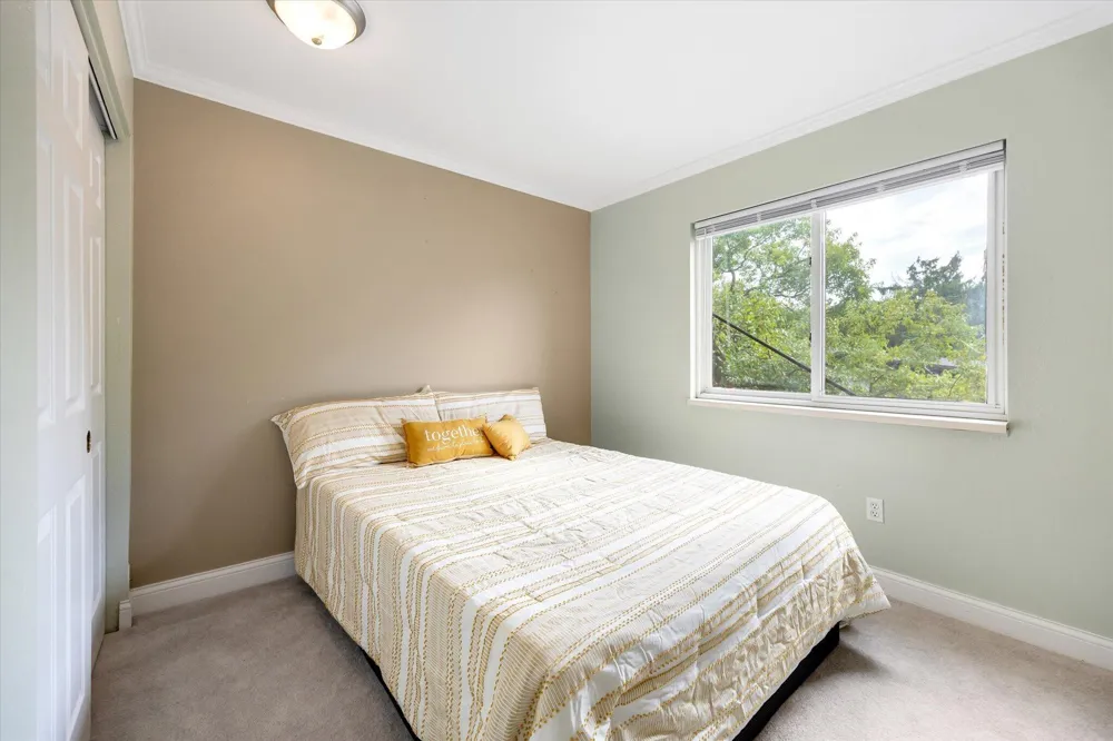 3344 Devonwood Hills NE Plainfield Charter Township, MI 49525