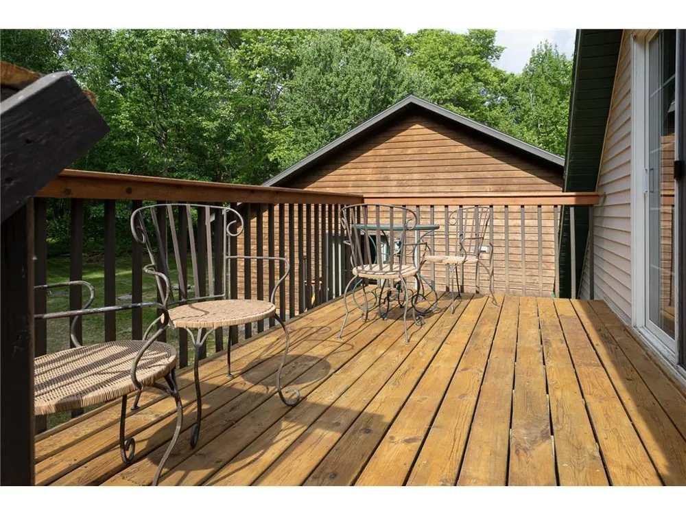 13066 Oakland Parkway Road Merrifield, MN 56465