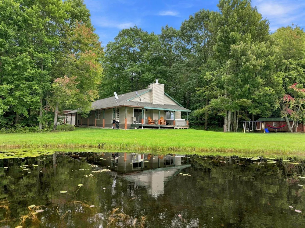 6601 Drake Drive Haring Charter Township, MI 49601