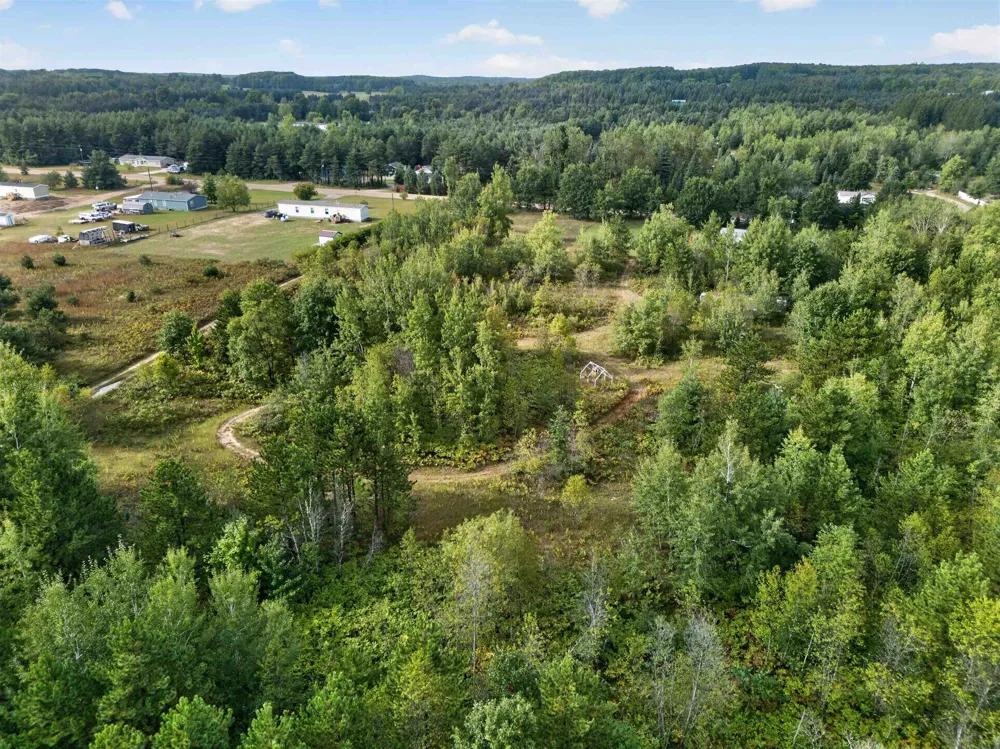 6207 Gonyer Road SW Springfield Township, MI 49633