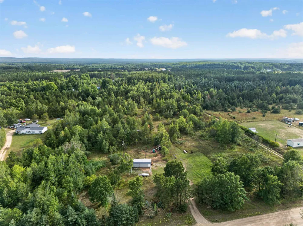 6207 Gonyer Road SW Springfield Township, MI 49633