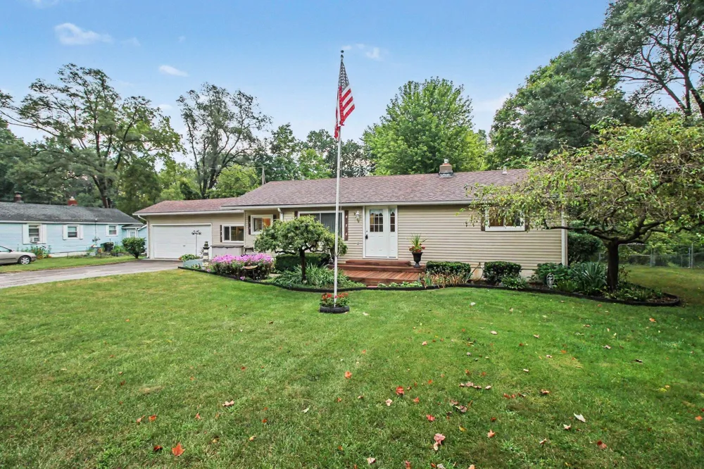 3219 West Street Highland Charter Township, MI 48380