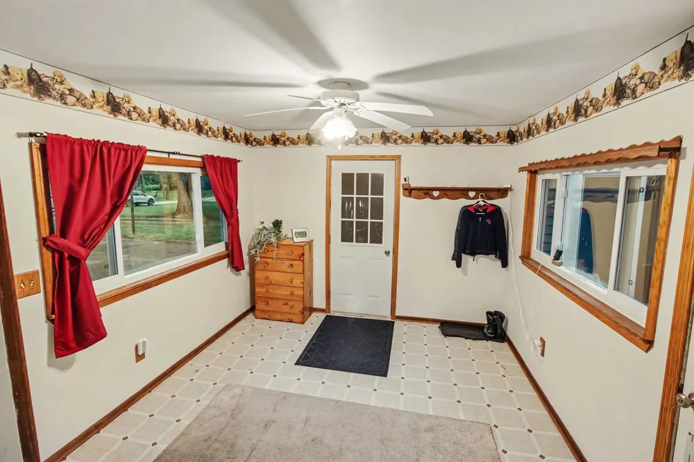 3219 West Street Highland Charter Township, MI 48380