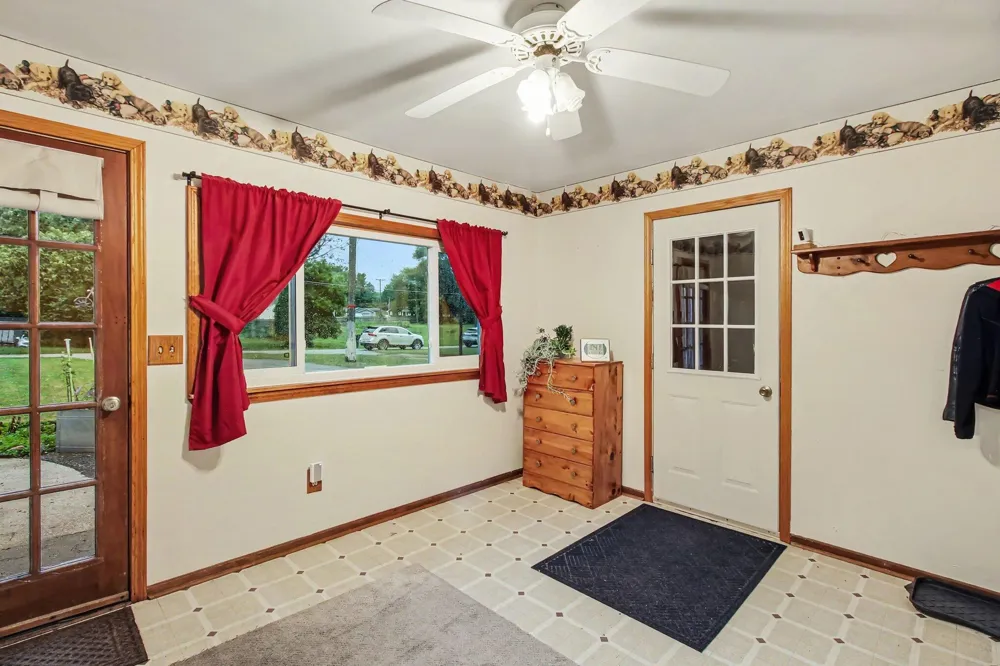 3219 West Street Highland Charter Township, MI 48380