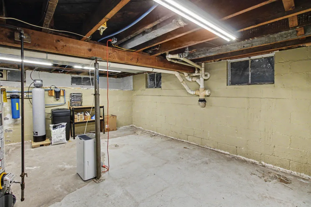 3219 West Street Highland Charter Township, MI 48380