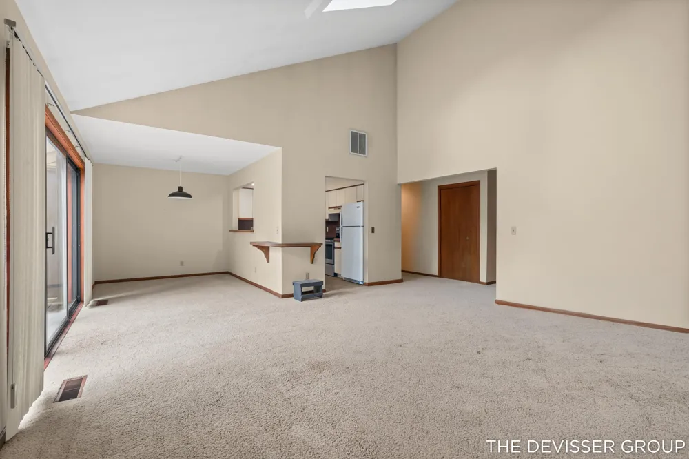 300 Farington Boulevard #3 Holland City, MI 49423