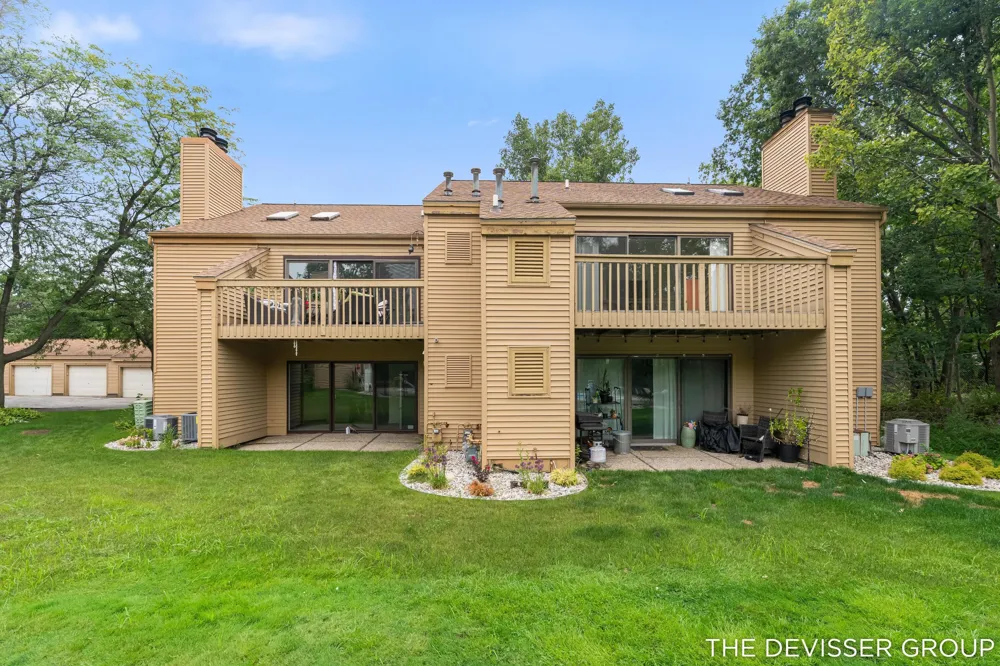 300 Farington Boulevard #3 Holland City, MI 49423
