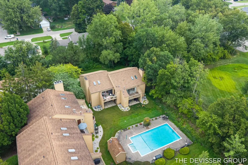 300 Farington Boulevard #3 Holland City, MI 49423