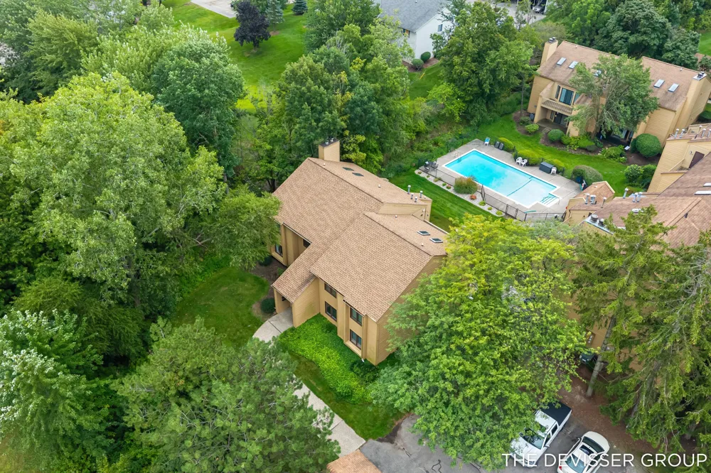 300 Farington Boulevard #3 Holland City, MI 49423