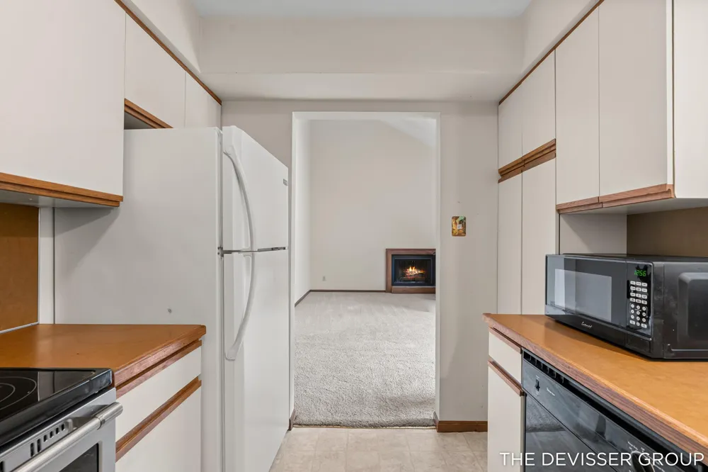 300 Farington Boulevard #3 Holland City, MI 49423