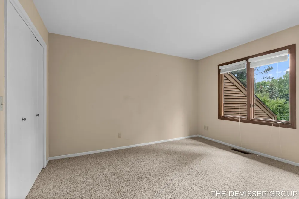 300 Farington Boulevard #3 Holland City, MI 49423