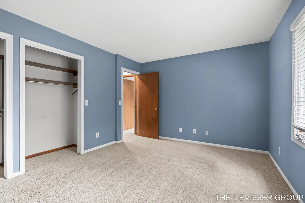 300 Farington Boulevard #3 Holland City, MI 49423