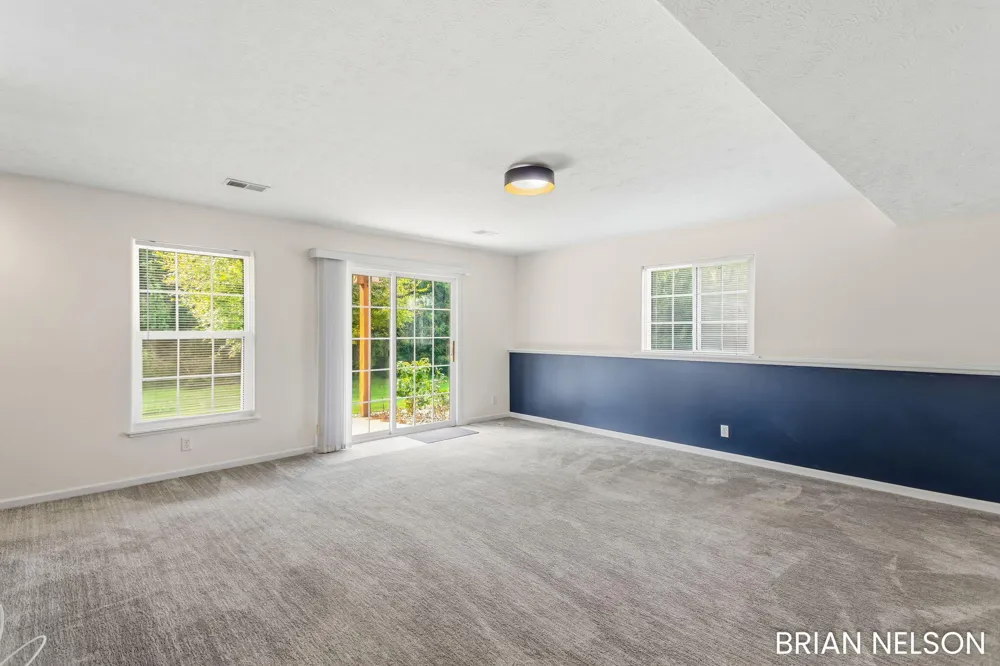 14462 Twin Oaks Street Park Township, MI 49424