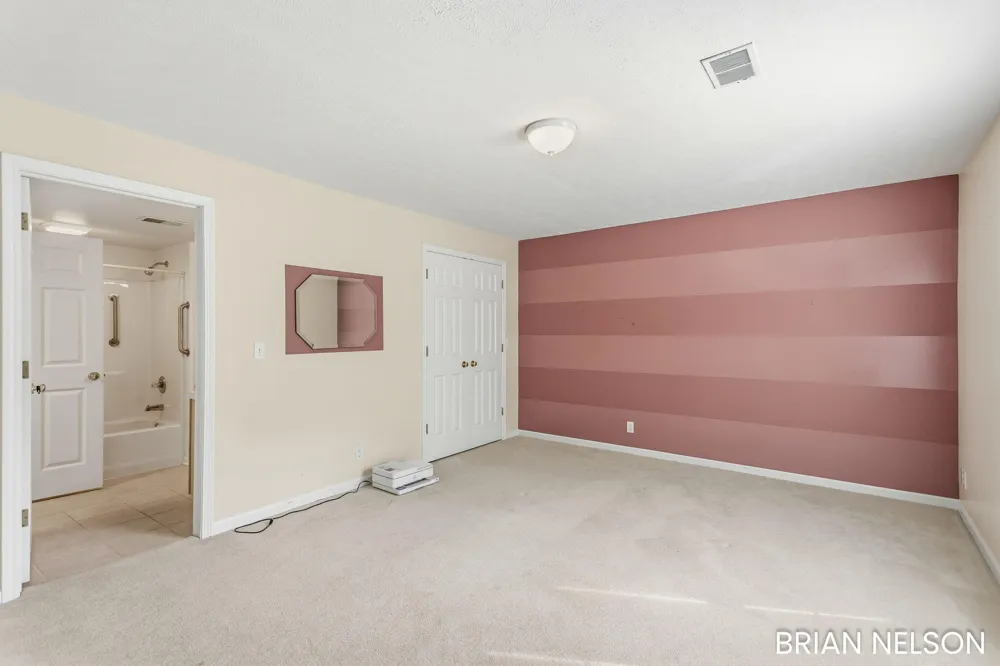 14462 Twin Oaks Street Park Township, MI 49424